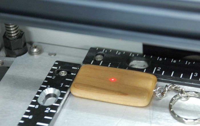 Красный светодиодный указатель