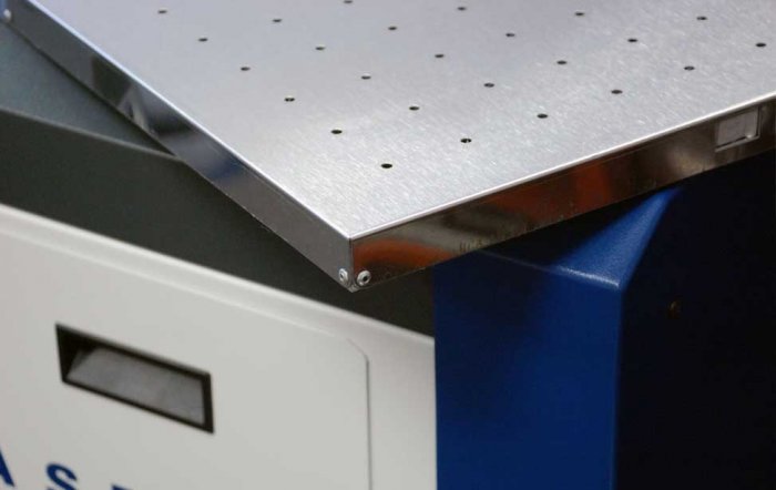 Прочная и  ровная пластина для гравировки